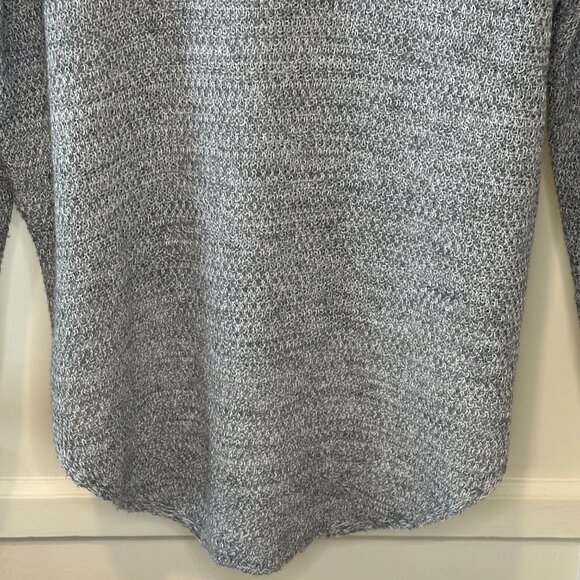 SALE 2/15 Don’t Ask Why Light Weight High/Low Knit Sweater Light Grey, One Size. - Picture 6 of 10